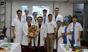 Câu lạc bộ có kết nối với các y bác sĩ hàng đầu cả nước